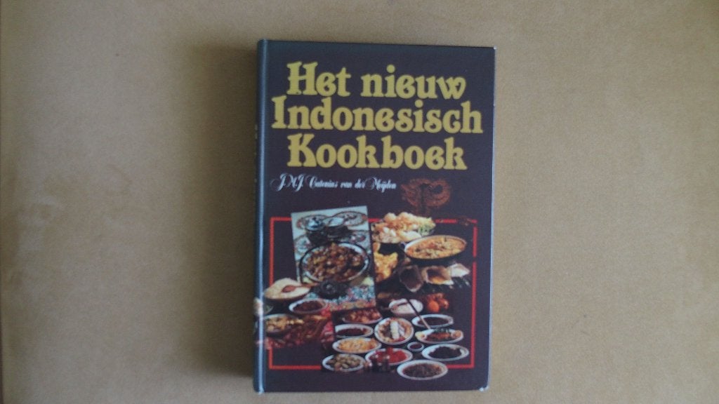 Het nieuwe Indonesisch kookboek - J. Catenius, Boeken, Gelezen, Ophalen of Verzenden, Overige typen, Gezond koken