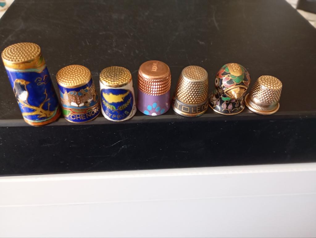 11 METAAL VINGERHOEDJES KOPER/ ZILVER KLEUR NU ALLES 15€., Verzamelen, Ophalen of Verzenden, Zilver