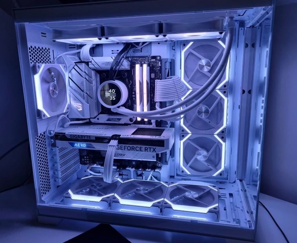 High-End Gaming PC - AMD Ryzen 7 7800X3D, RTX 4060, 32GB DDR, Gebruikt, 32 GB, Ophalen of Verzenden, Gaming