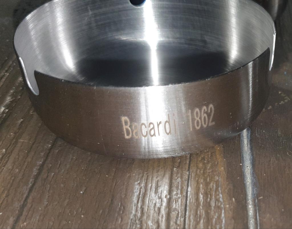 Bacardi asbakken, perfect voor in de man cave, Verzamelen, Merken en Reclamevoorwerpen, Ophalen of Verzenden, Nieuw, Overige typen