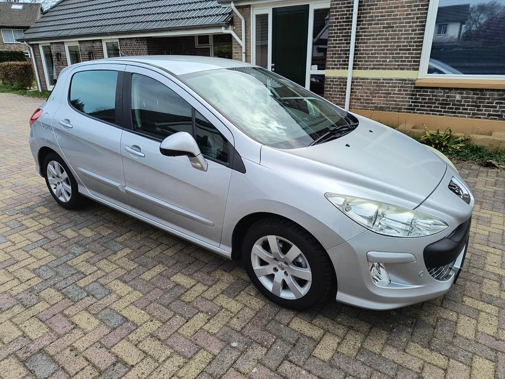 Peugeot 308 1.6 VTI 16V 5-DRS 2011 Grijs, Auto's, Voorwielaandrijving, Stof, 680 kg, 4 cilinders
