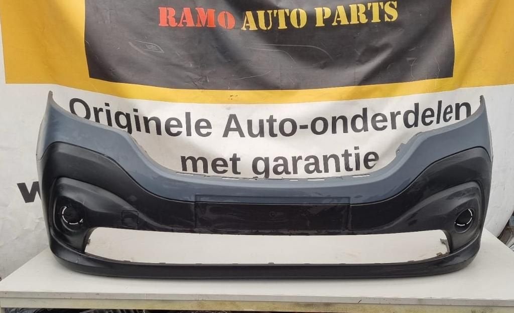 BUMPER Renault Trafic 3 2014-2021 VOORBUMPER, Auto-onderdelen, Gebruikt, -, -, Ophalen of Verzenden