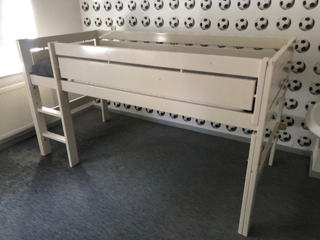 Stevig halfhoogslaper bed, wit, Huis en Inrichting, Ophalen, Gebruikt, 90 cm, Eenpersoons