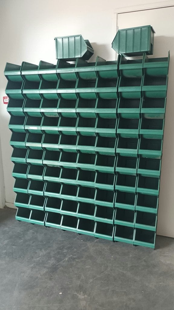 82 groene gebruikte Magazijnbakken , grijpbakken, Doe-het-zelf en Verbouw, Ophalen, Gebruikt, Minder dan 50 cm, Nvt
