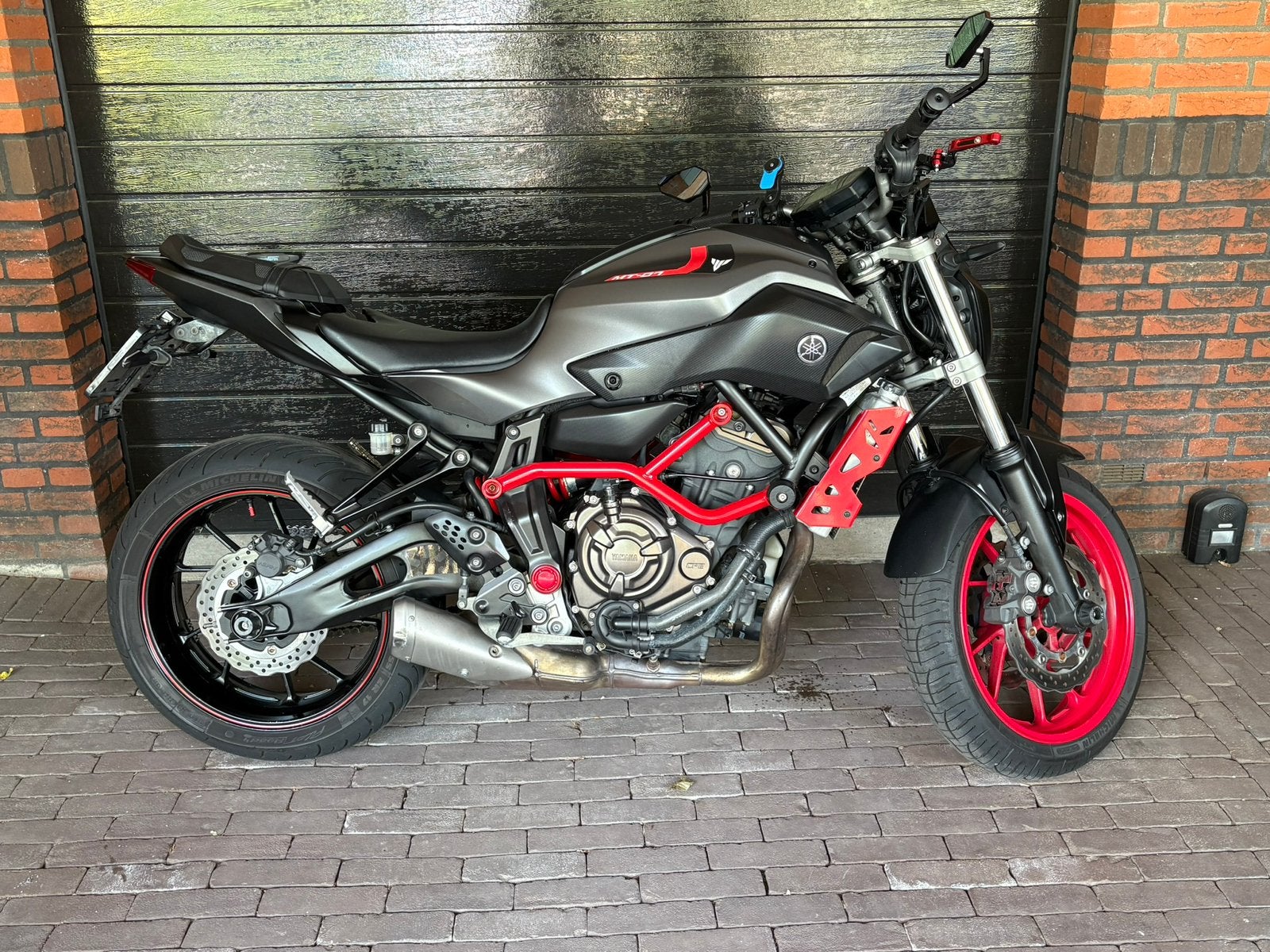 Yamaha MT 07 MOTOCAGE 55KW 2015 Rijklaar Vol Vermogen, Motoren, Motoren | Yamaha, 2 cilinders, Occasion, Motorrijbewijs A, Particulier