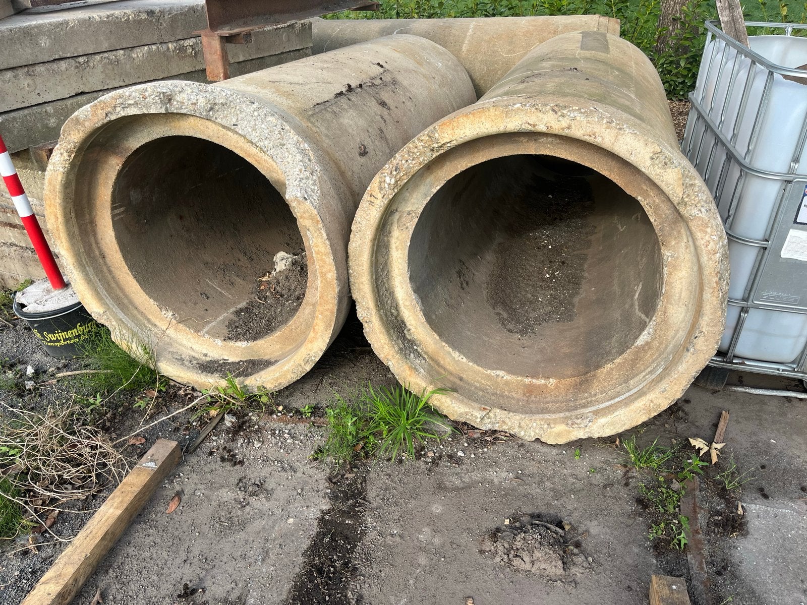 3x Beton buis, rioolduiker. 2,5m lang, binnen diameter 80cm, Doe-het-zelf en Verbouw, Buizen en Afvoer, Ophalen, Gebruikt, 2 tot 4 meter