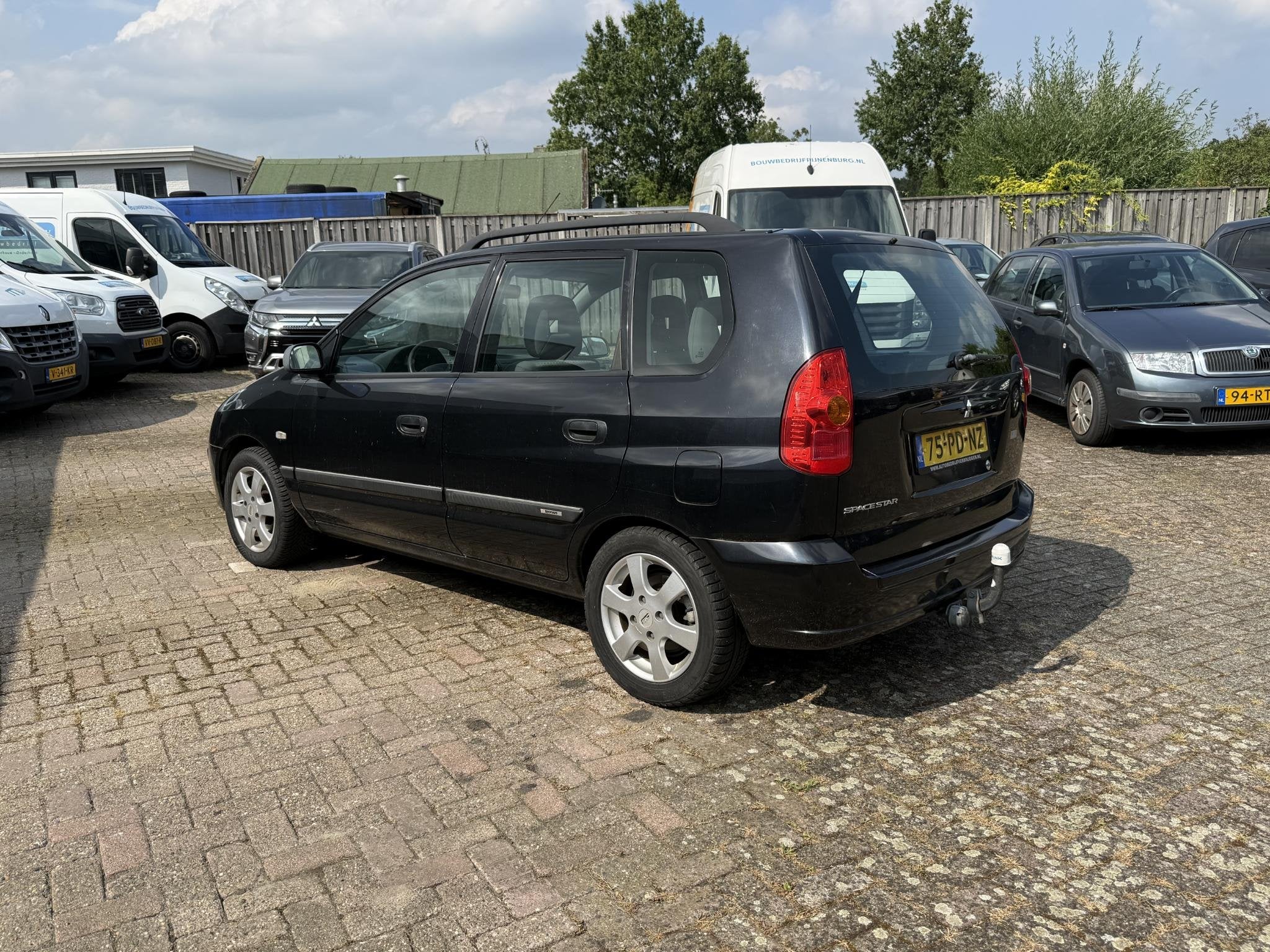 Mitsubishi Space Star 1.6 Shogun SE | HANDEL/MEENEEMPRIJS |, Stof, Gebruikt, Zwart, 4 cilinders