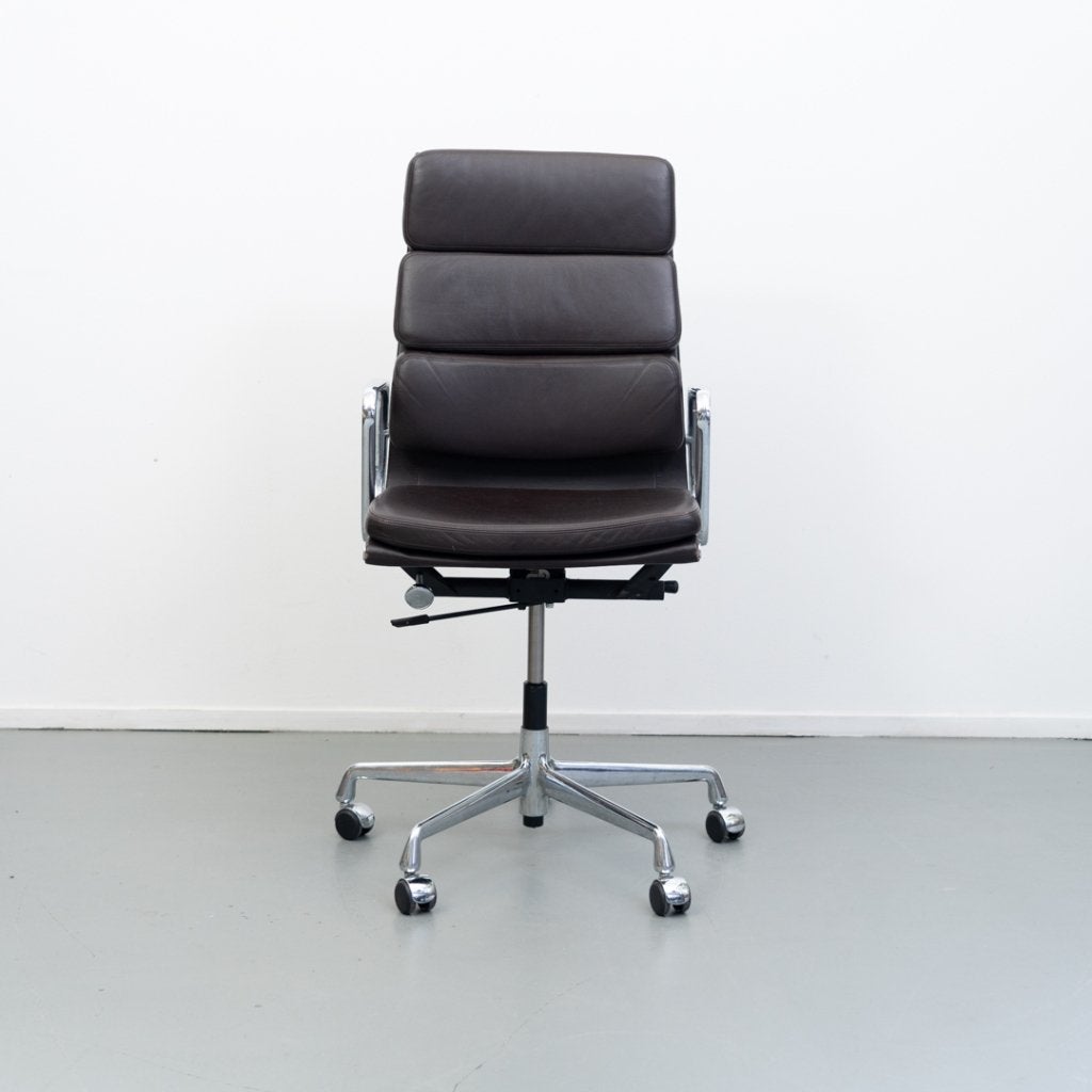 4x Vitra Eames EA219 Bureaustoel Softpad Zwart - Chroom, Niet ingevuld, Bruin, Niet ingevuld, Ophalen of Verzenden