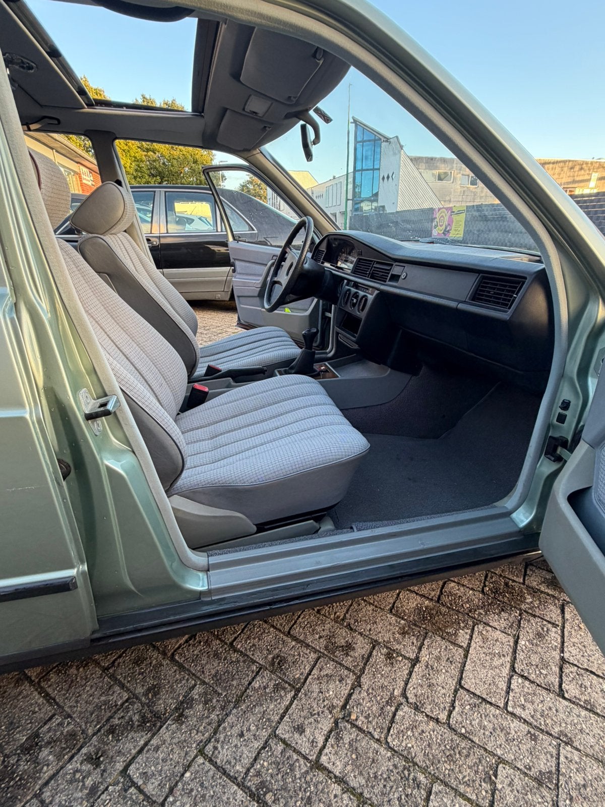 Mercedes Benz 190E 2.0 W201 Oldtimer belastingvrij, foto 12