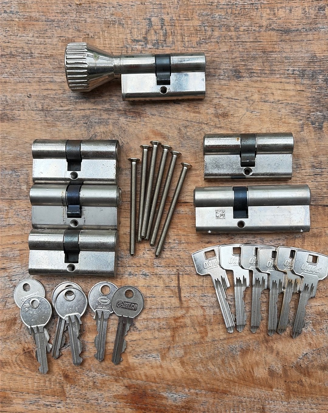 Cylinders met sleutels te koop, Ophalen of Verzenden, Zo goed als nieuw, Rvs, Slot