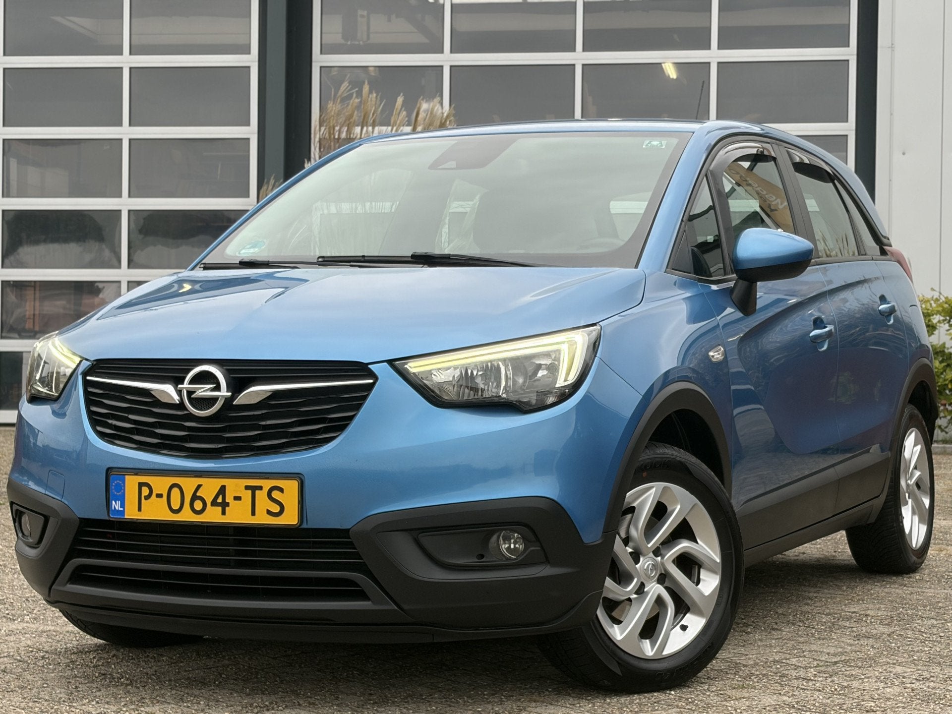 Opel Crossland X 1.2 Turbo Online Edition 110pk | Apple Carp, Auto's, Dealer onderhouden, Gebruikt, 1199 cc, Blauw