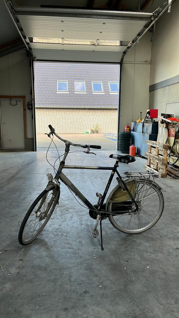 Oude fiets, Fietsen en Brommers, Fietsen | Heren | Herenfietsen, Ophalen, Gebruikt, Velgrem, Versnellingen