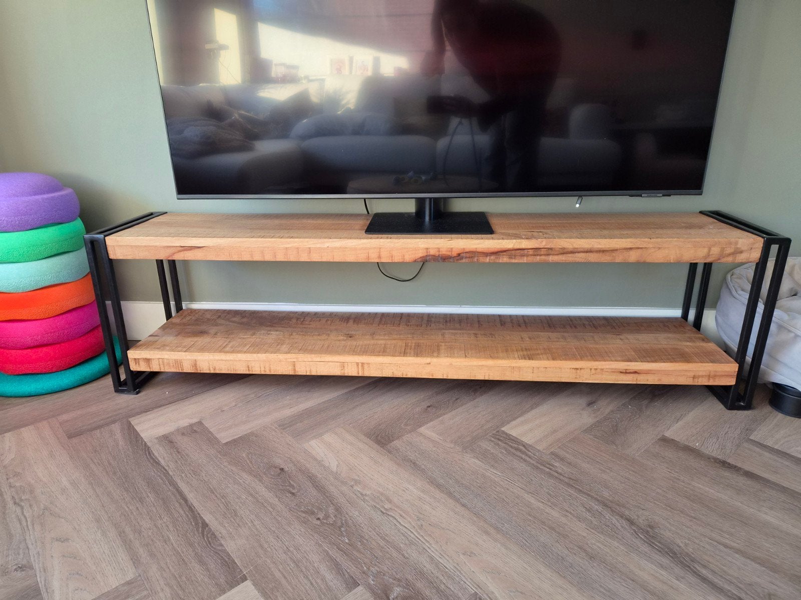 tv meubel mango hout, Ophalen, 100 tot 150 cm, Zo goed als nieuw, Minder dan 100 cm