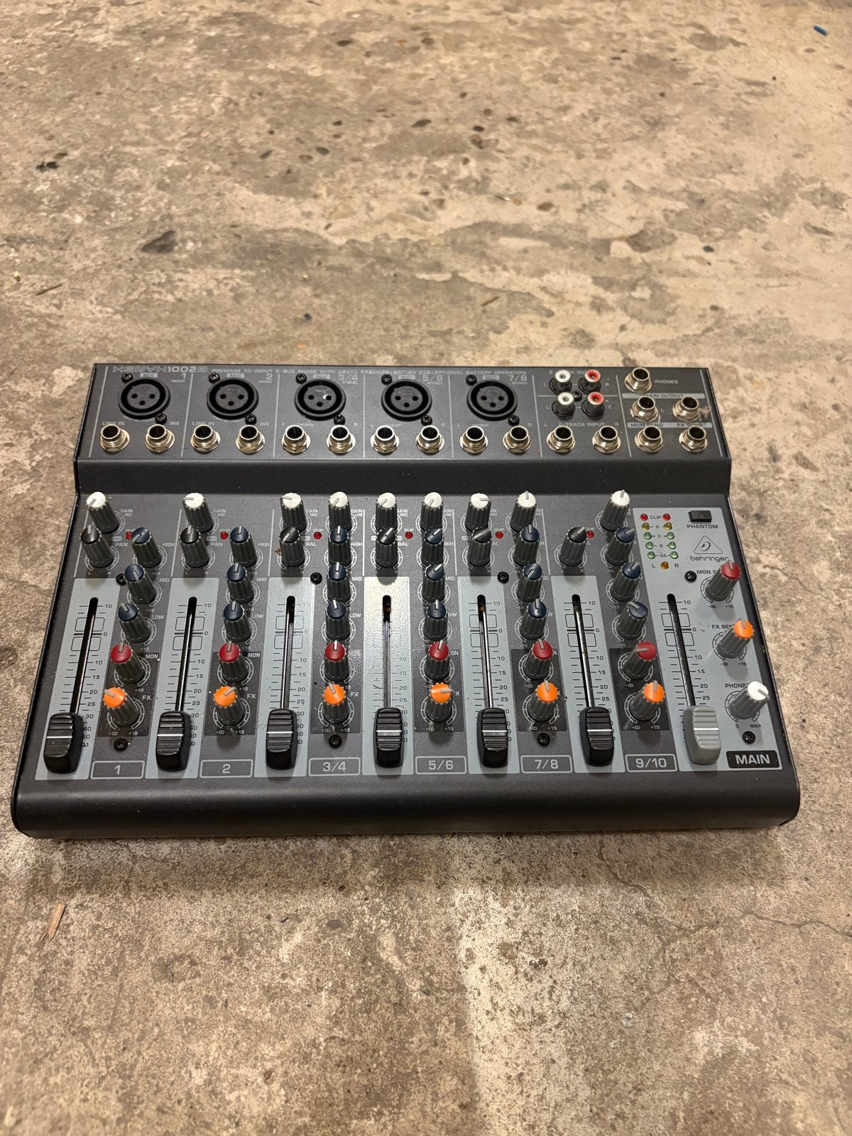 Behringer Xenyx 1002B Mixer - Compacte Audio Mixer, Muziek en Instrumenten, Ophalen of Verzenden, Gebruikt, 5 tot 10 kanalen, Microfooningang