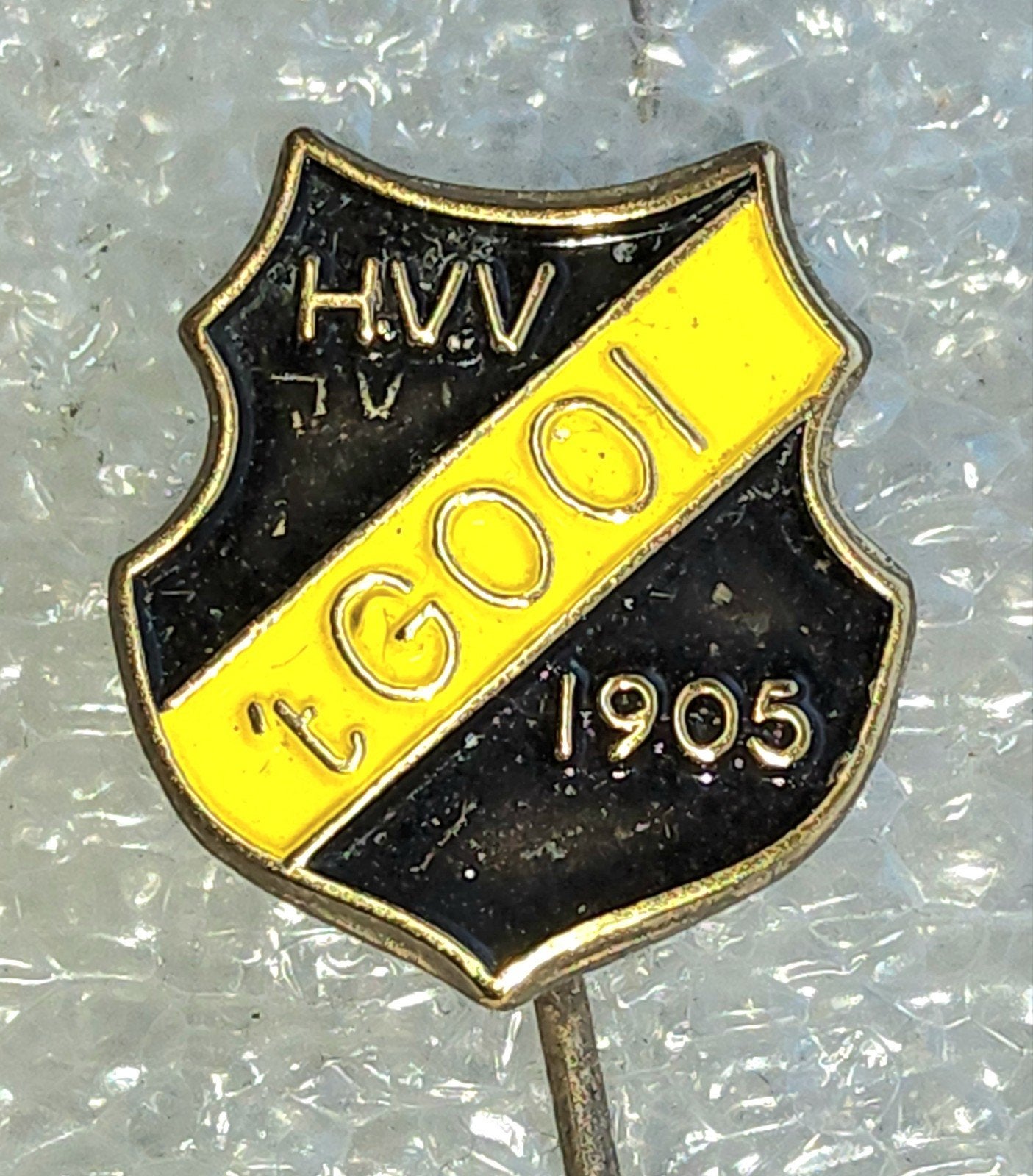 HVV 't Gooi 1905 Speldje - Vintage Voetbalclub, Ophalen of Verzenden, Gebruikt, Sport, Speldje of Pin