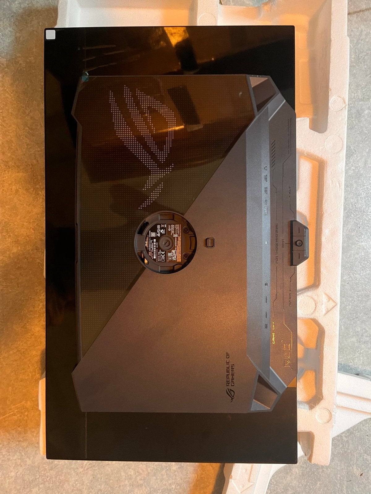 ASUS ROG Strix OLED XG32UCAMG Monitor - Kapot LCD, Ultra HD (4K), Overige typen, Niet werkend, 201 Hz of meer