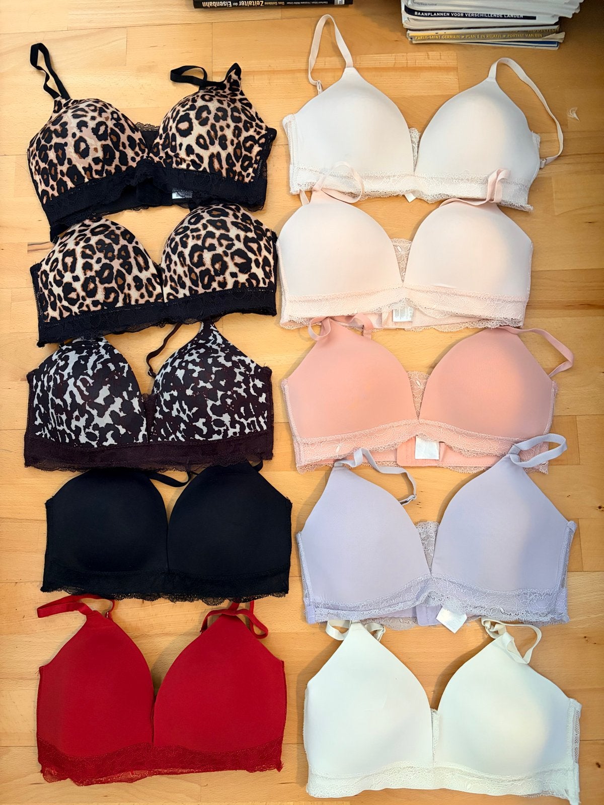 Chique BH's: 14x zgan en nieuw, Verzenden, Beige, BH