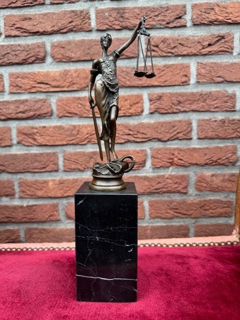 bronzen beeldje van Vrouwe Justitia, 34.5 cm, Ophalen of Verzenden