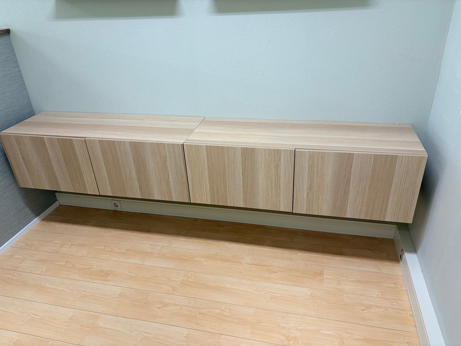 2 IKEA Besta kasten zo goed als nieuw, Ophalen, Zo goed als nieuw