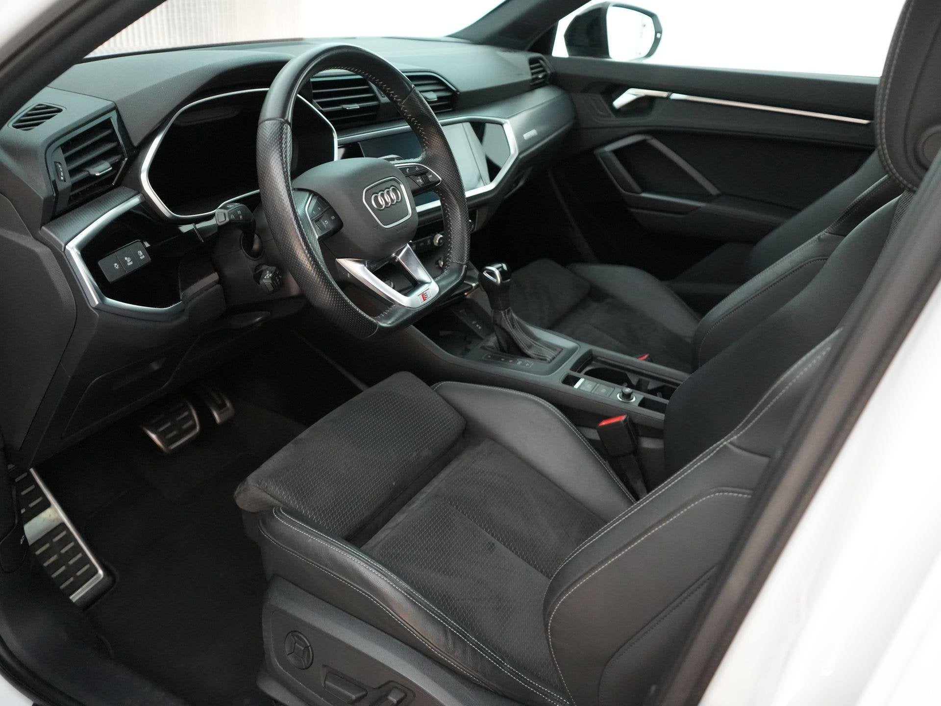 Audi Q3 Sportback 45 TFSI 230pk quattro edition one |S-line|, Gebruikt, 4 cilinders, 1984 cc, Wit