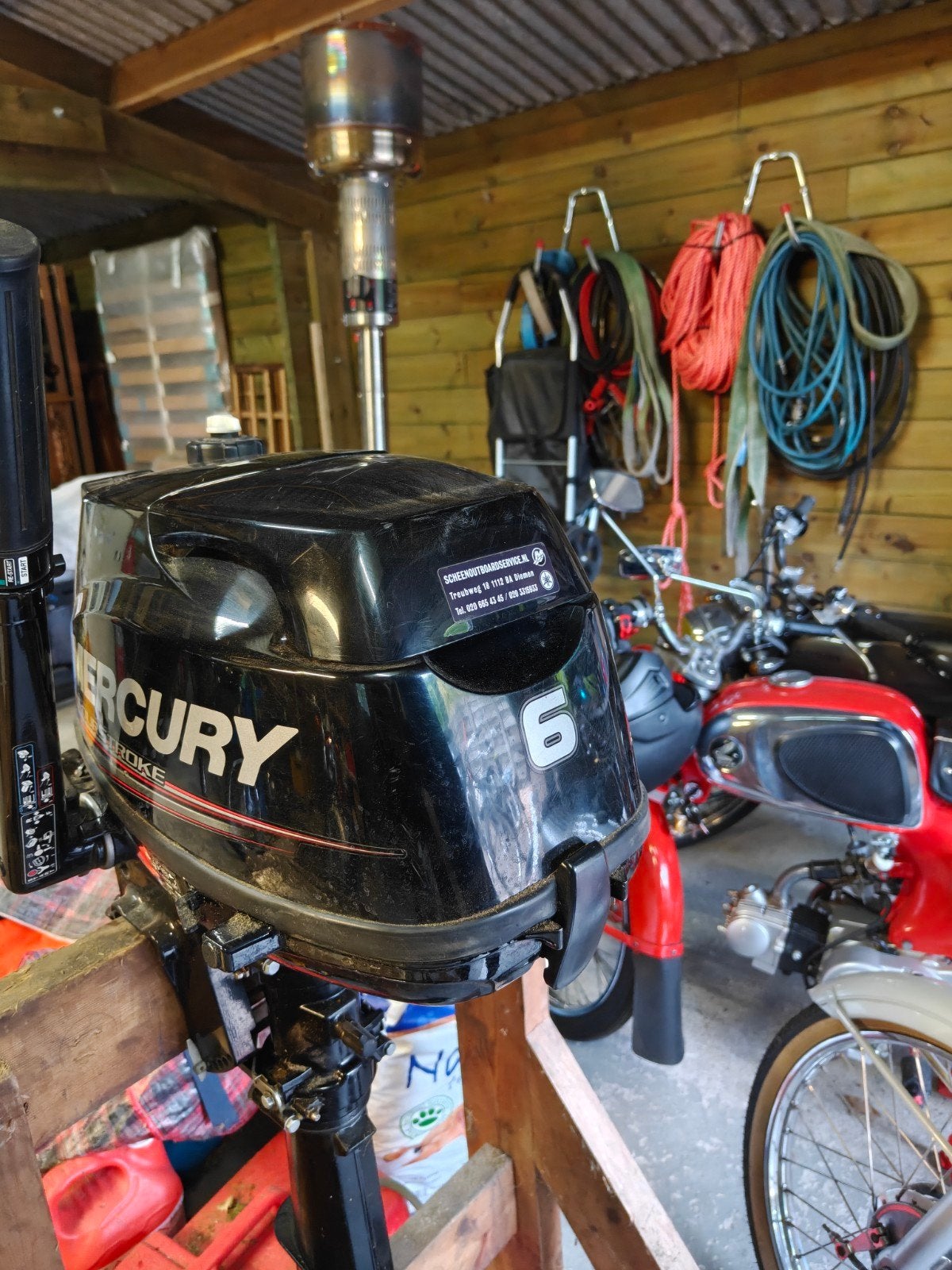 Mercury 6 PK FourStroke + benzinetank+motorsteun kortstaart, Watersport en Boten, Ophalen, Gebruikt, Motor en Techniek, Zeilboot of Motorboot