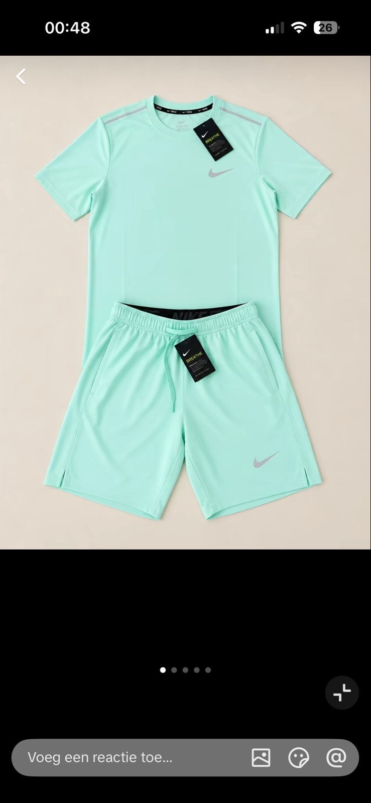 Nike Sportset: T-shirt en korte broek (Nieuw), Fitness, Maat 48/50 (M), Nieuw, Ophalen of Verzenden