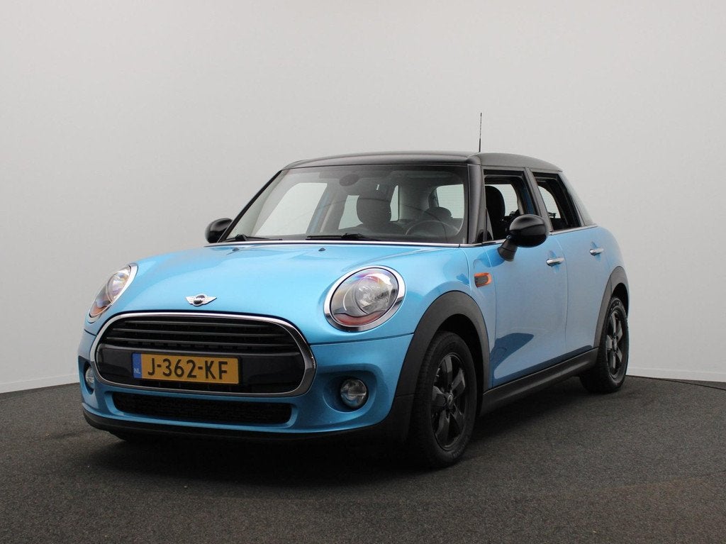 Mini Mini 1.5 Cooper Salt Business Navigatie Cruise/control, Auto's, Mini, Gebruikt, Euro 6, Blauw, 49 €/maand