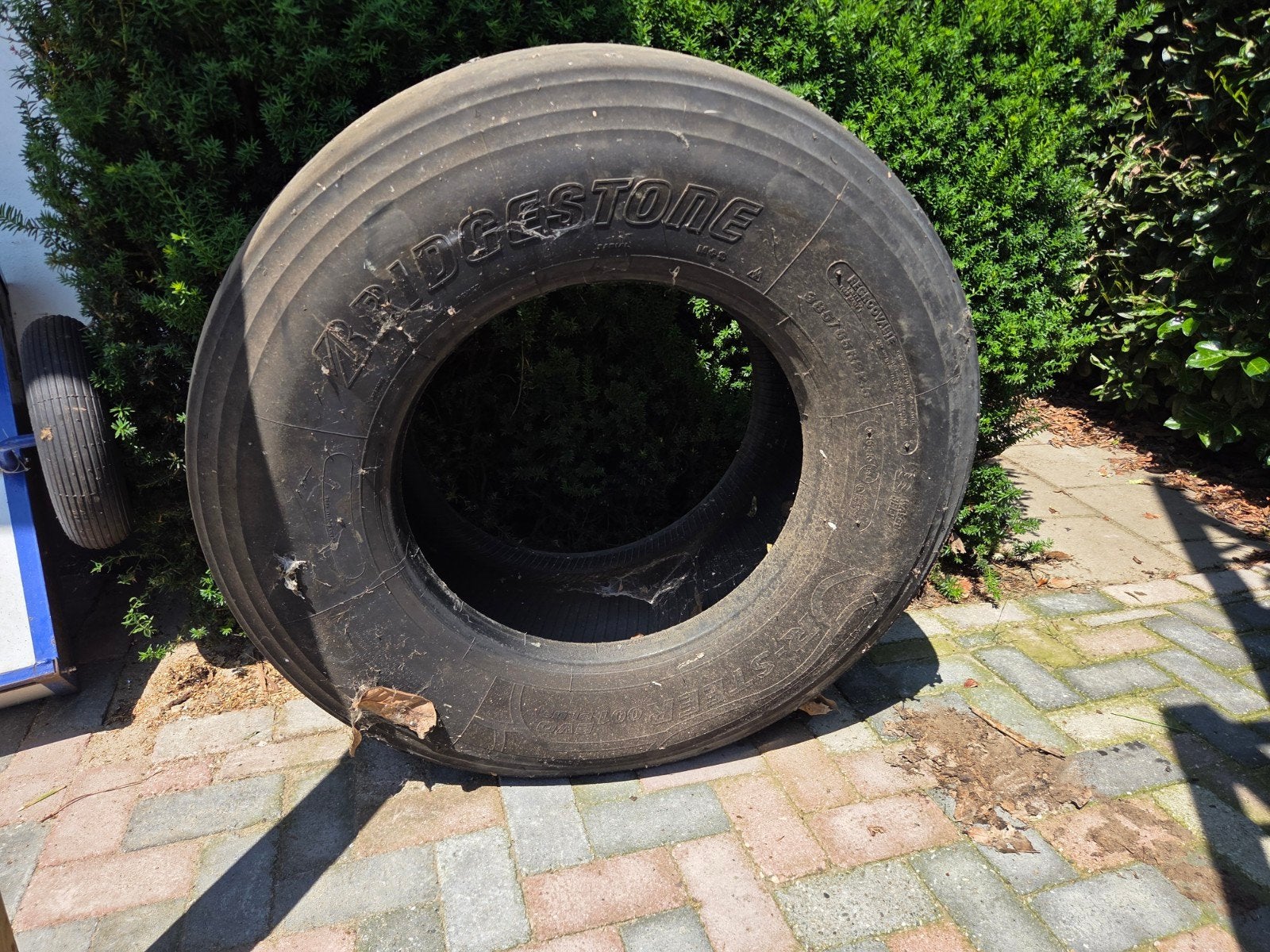Bridgestone vooras/trailer band 385/65R22.5 (60%), Ophalen of Verzenden