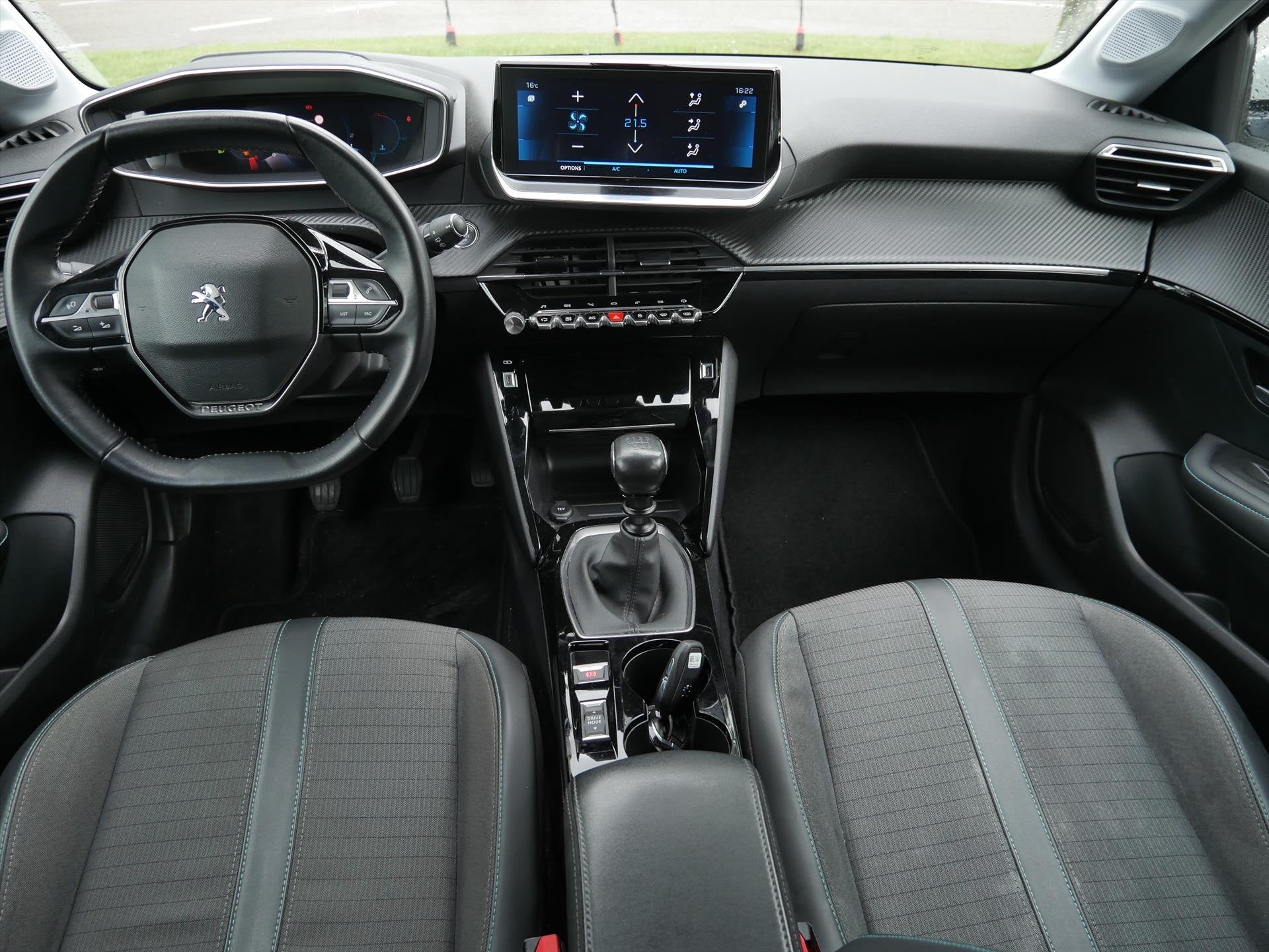 PEUGEOT 208 1.2 PureTech 100pk Allure Pack | Carplay | Keyle, Auto's, Peugeot, 12 maanden, 101 pk, Gebruikt, Leder en Stof