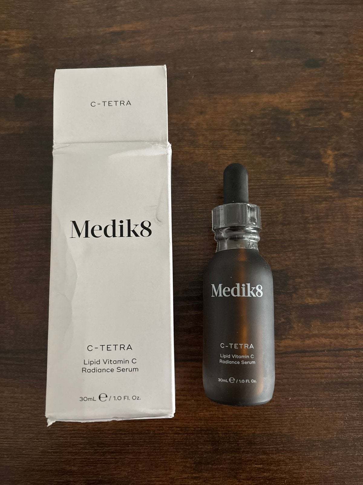 medik8 c-tetra vitamin c serum 30ml, Sieraden, Tassen en Uiterlijk, Uiterlijk | Gezichtsverzorging, Ophalen of Verzenden, Zo goed als nieuw
