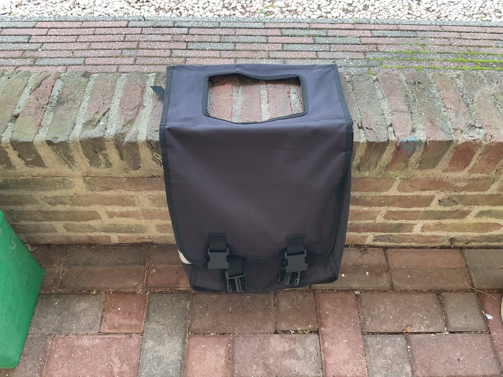 2 zwarte fietstassen, Ophalen, Gebruikt