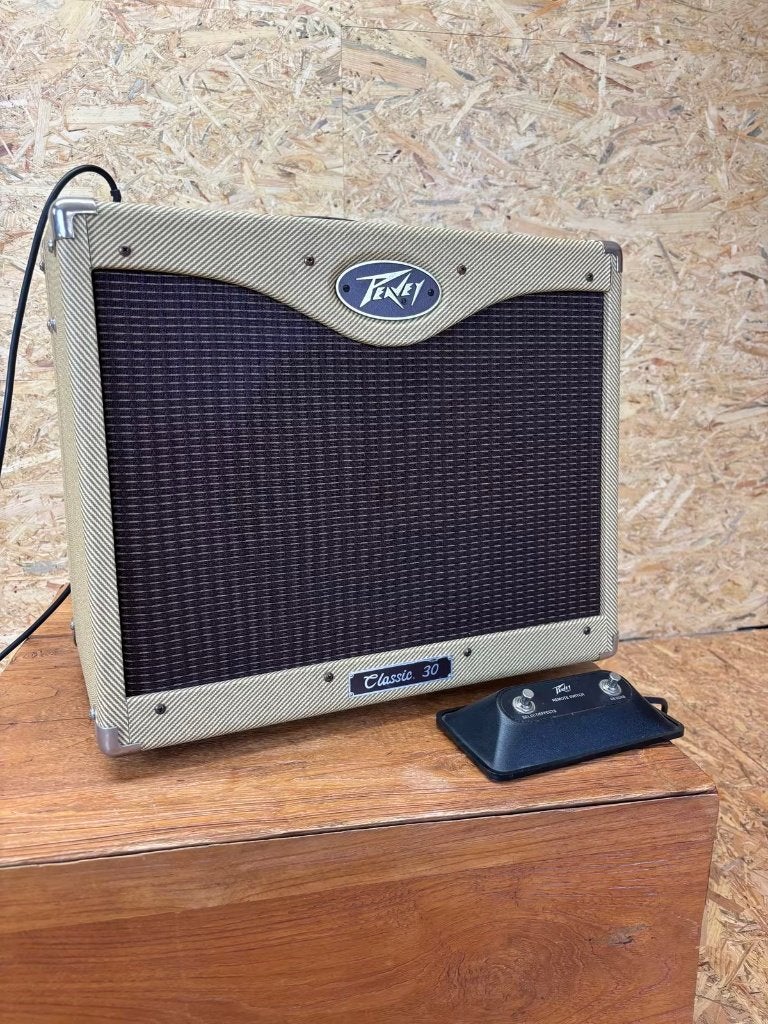 Peavey Classic 30, Ophalen, Info@fender.com, Minder dan 50 watt, Fender EU