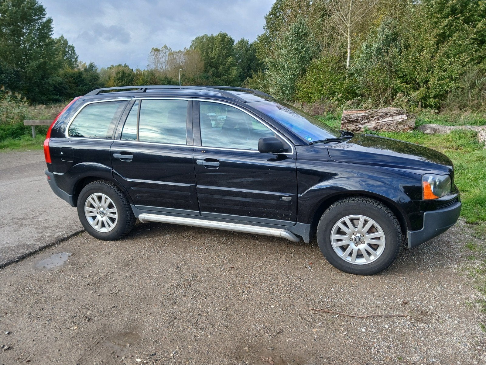 Volvo XC90 2.5 T Geartronic 2005 lpg 7 persoons youngtimer, Auto's, Zwart, 7 stoelen, Vierwielaandrijving, SUV of Terreinwagen