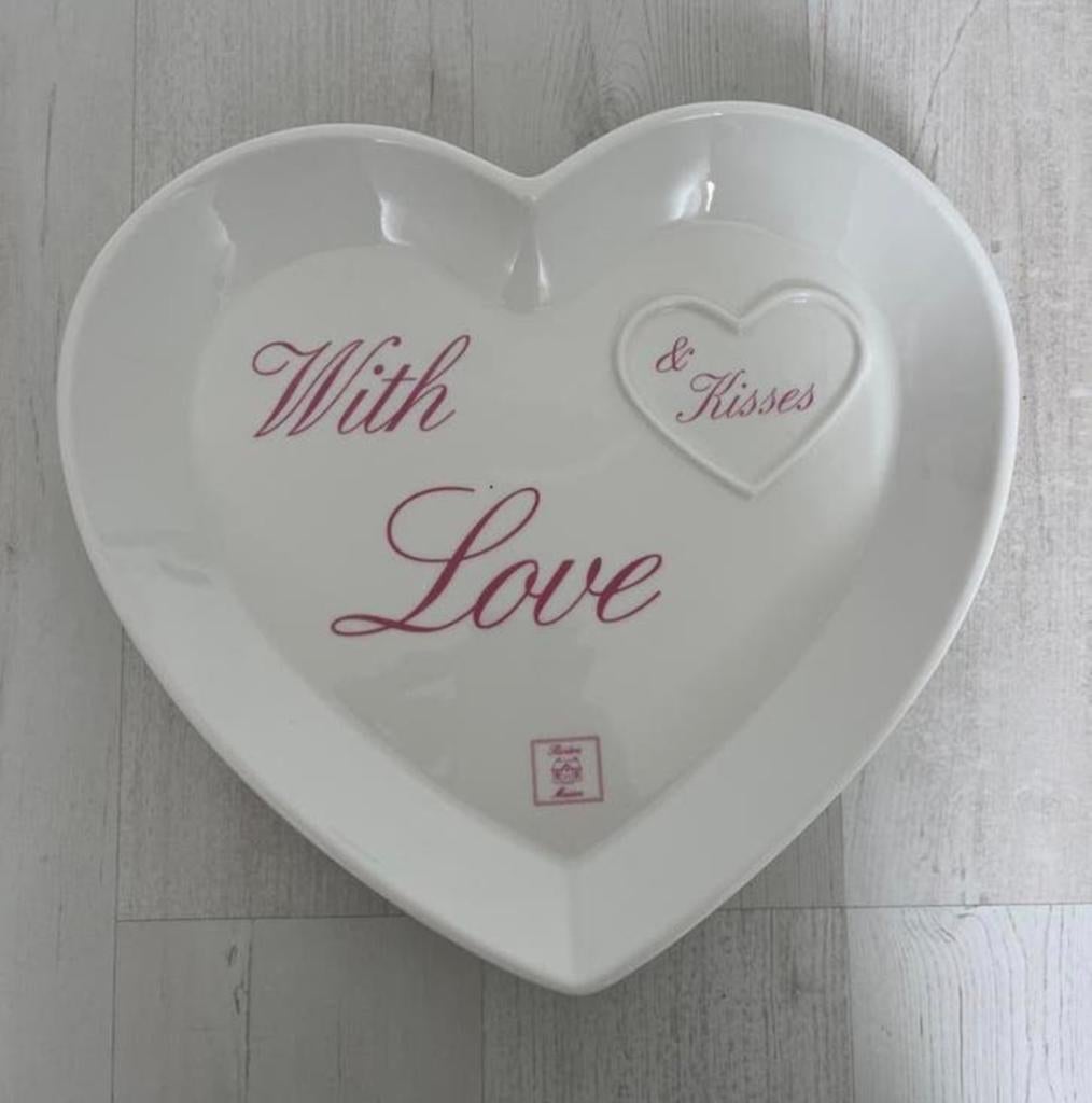 Rivièra Maison Hartvormig Schaal 'With Love & Kisses', Keramiek, Ophalen of Verzenden, Overige stijlen, Schaal of Schalen