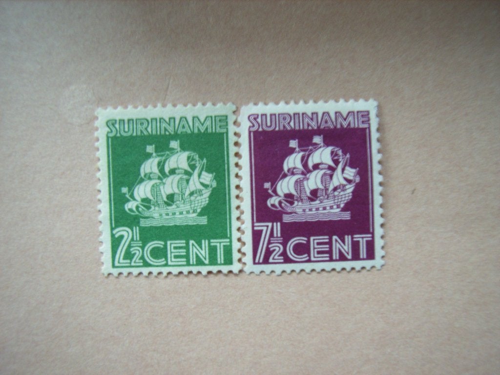 BL   Suriname 195-196, Ophalen of Verzenden