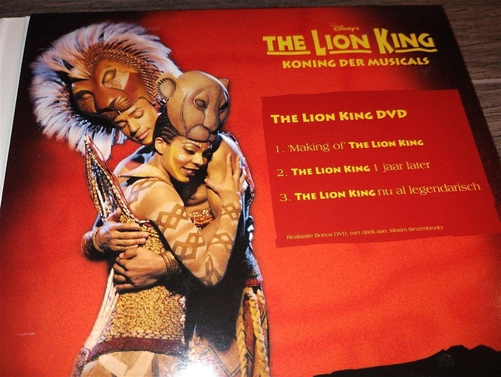 The Lion King - Het Nederlandse Cast Album [CD + DVD], Cd's en Dvd's, Cd's | Filmmuziek en Soundtracks, Ophalen of Verzenden, Zo goed als nieuw