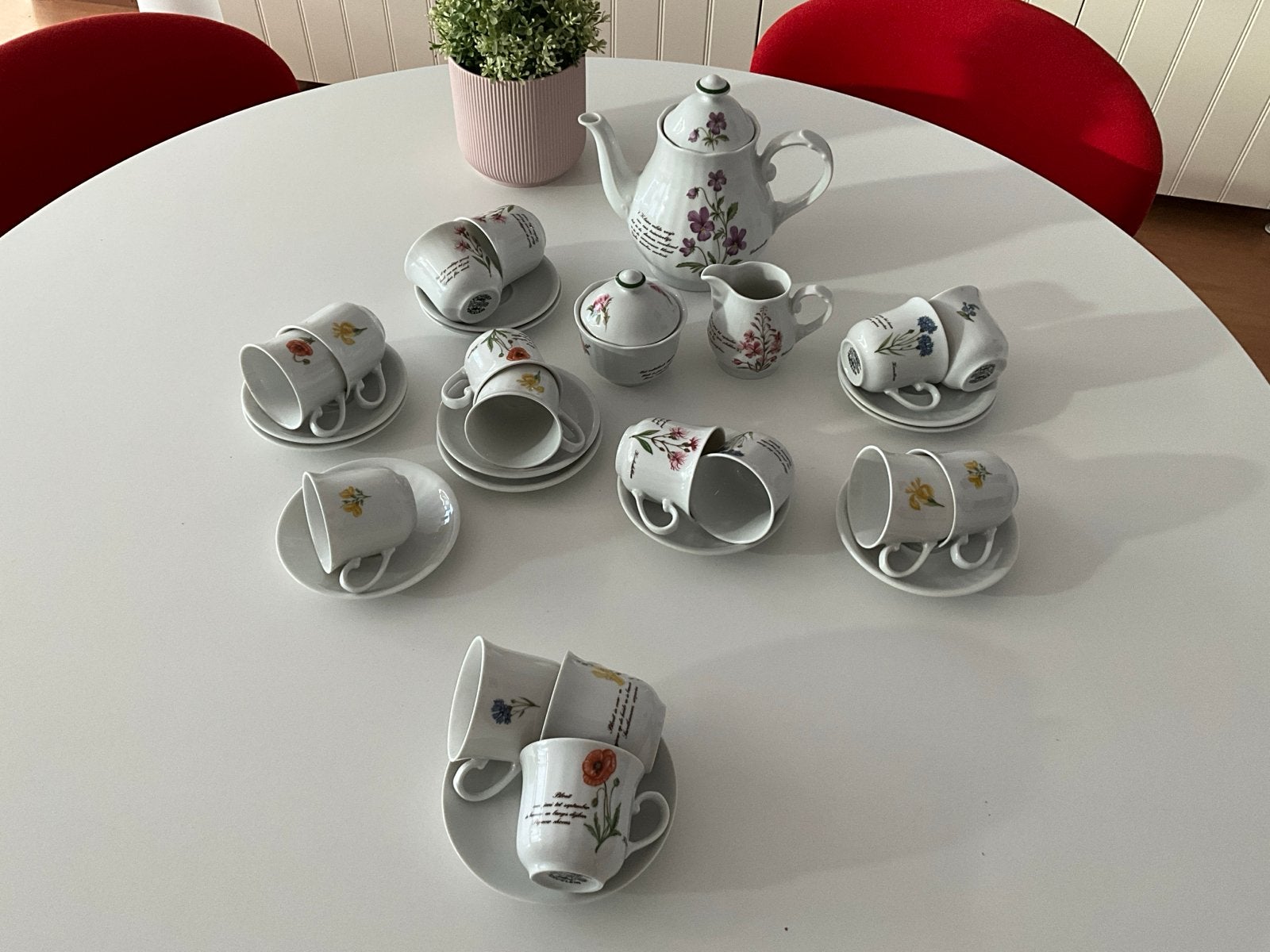 Exclusief Libelle Porselein Servies - Theepot, Kopjes, Suike, Overige merken, Klassiek, Ophalen of Verzenden, Zo goed als nieuw