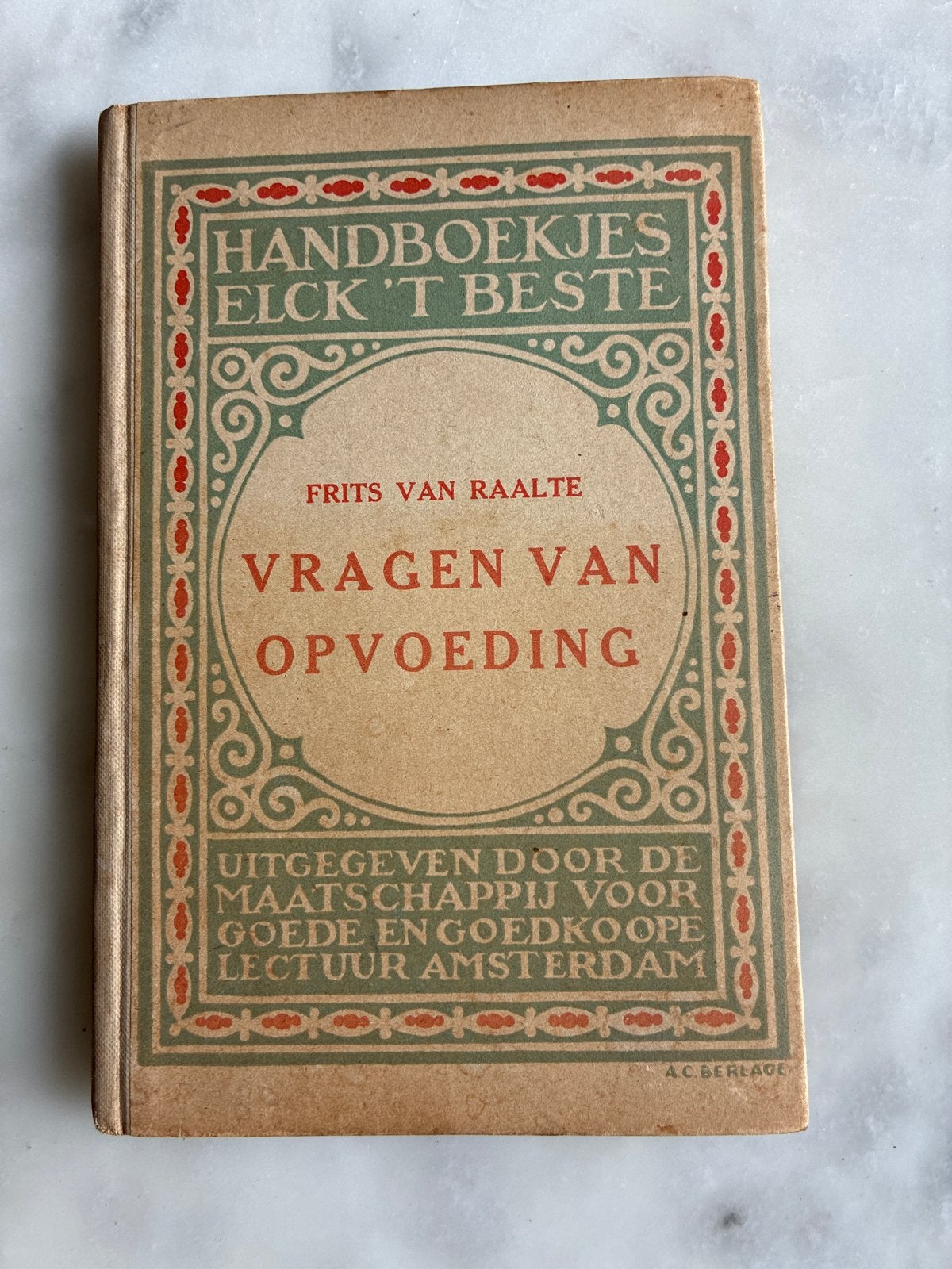 Vragen van Opvoeding - Frits van Raalte (Handboekjes), Boeken, Ophalen of Verzenden, Gelezen
