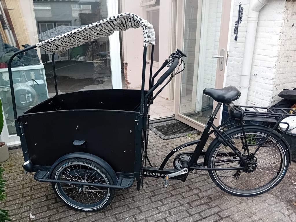 Mooie bakfiets met honden deurtje en zitplaats voor kind, Ophalen of Verzenden, Gebruikt