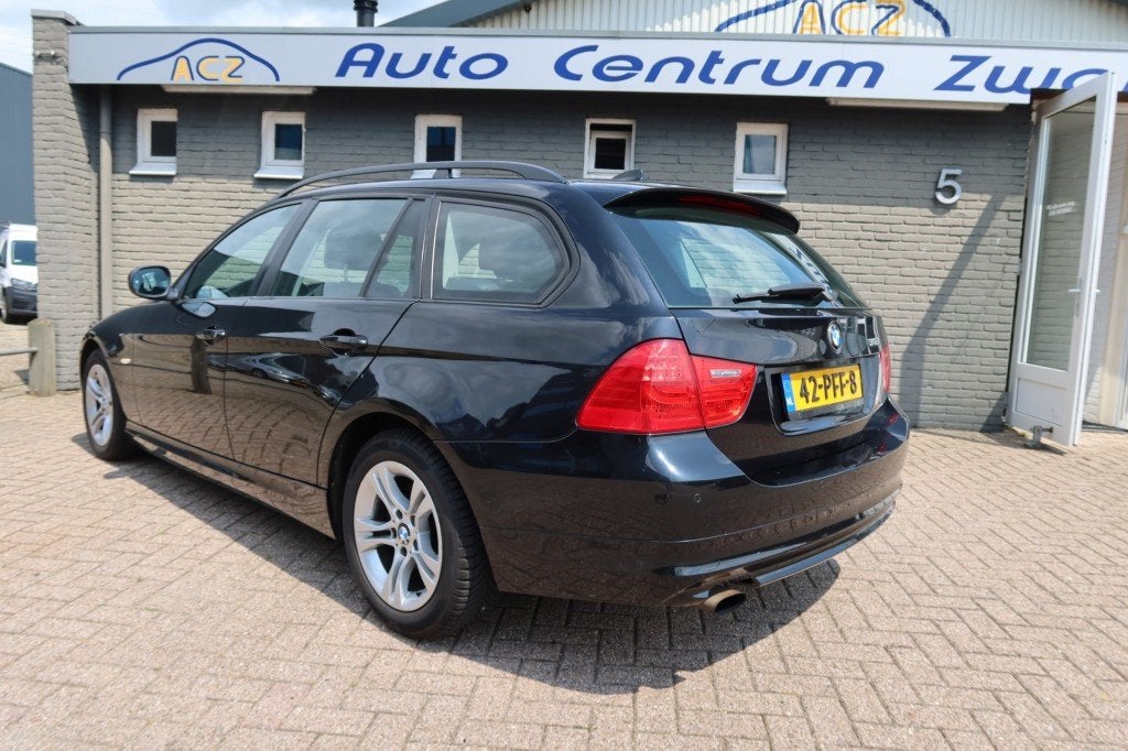 Bmw 3-SERIE 318I BUSINESS LINE, NAVI , CLIMATE CONTROL, Auto's, BMW, Achterwielaandrijving, Zwart, Origineel Nederlands, Handgeschakeld
