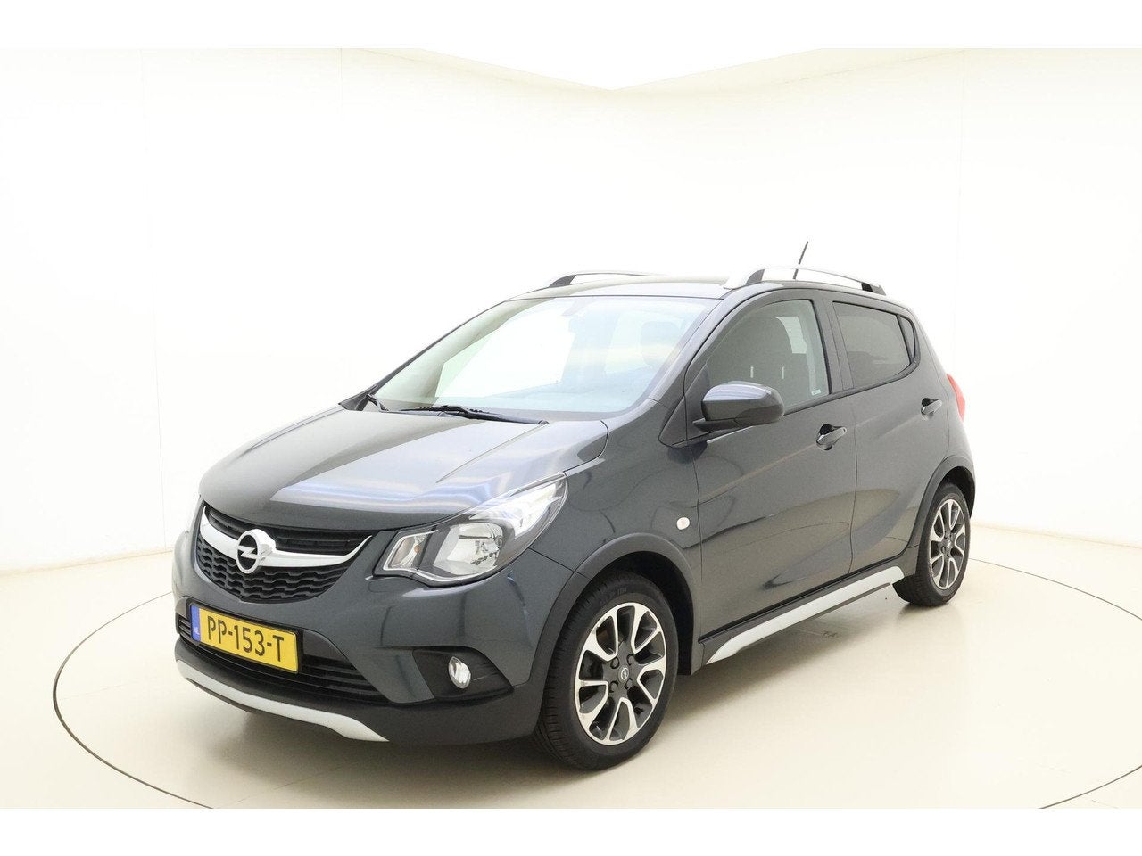 Opel KARL 1.0 Rocks Online Edition | Navigatie via Carplay |, Voorwielaandrijving, 839 kg, Gebruikt, 23 km/l