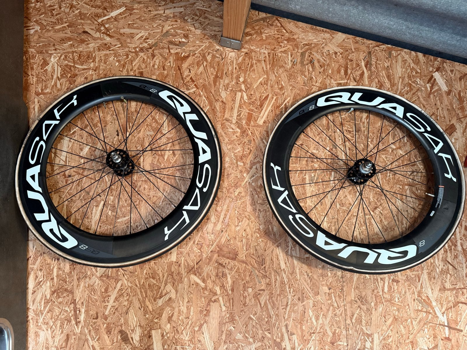 Quasar baanwielen met nieuwe tubes nodig, Gebruikt, Racefiets, Carbon, Ophalen