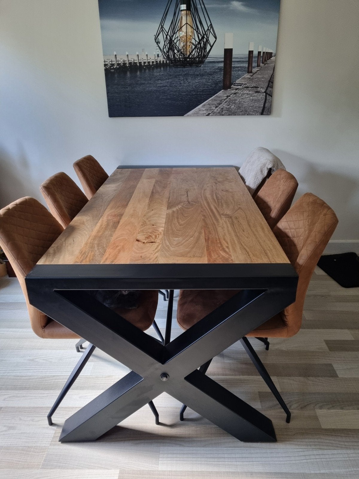 mango houten eettafel met metalen kruispoot, Gebruikt, 50 tot 100 cm, Vijf personen of meer, 150 tot 200 cm