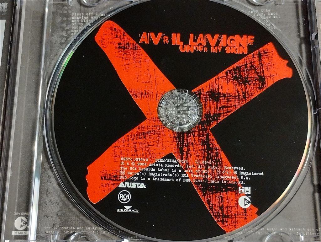 Avril Lavigne - Under My Skin, Ophalen of Verzenden, Zo goed als nieuw