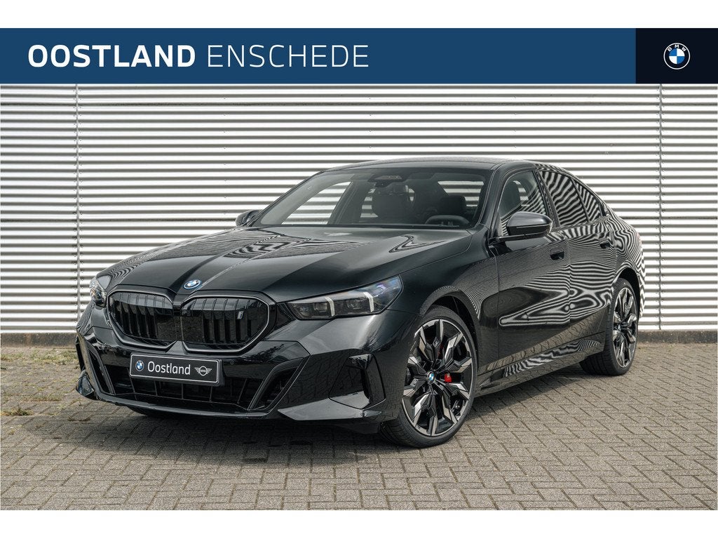 BMW i5 eDrive40 M Sport / Trekhaak / Bowers & Wilkins / Comf, Auto's, BMW, Bedrijf, Te koop, i5, Airconditioning, Alarm, Automatische klimaatregeling