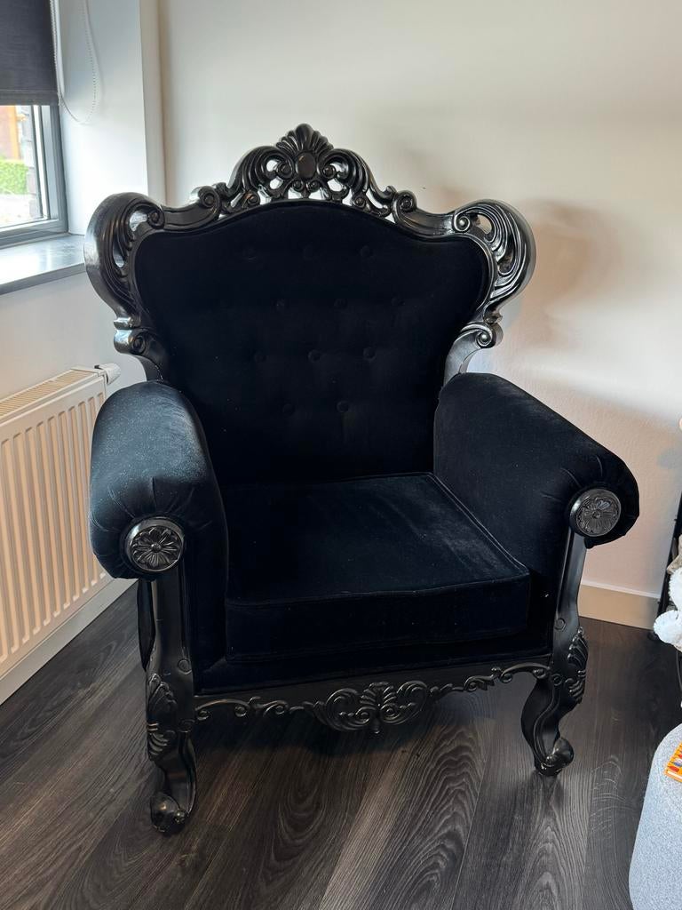 Luxe Zwarte Brocante Fauteuil van hout en Fluweel, Huis en Inrichting, Fauteuils, Ophalen, Gebruikt, Stof, 75 tot 100 cm