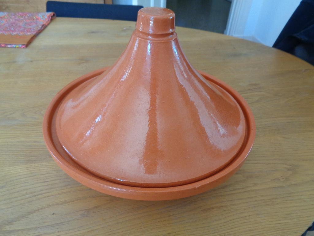 Marokkaanse tajine., Ophalen of Verzenden, Zo goed als nieuw, Overige materialen, Kookpan of Snelkookpan