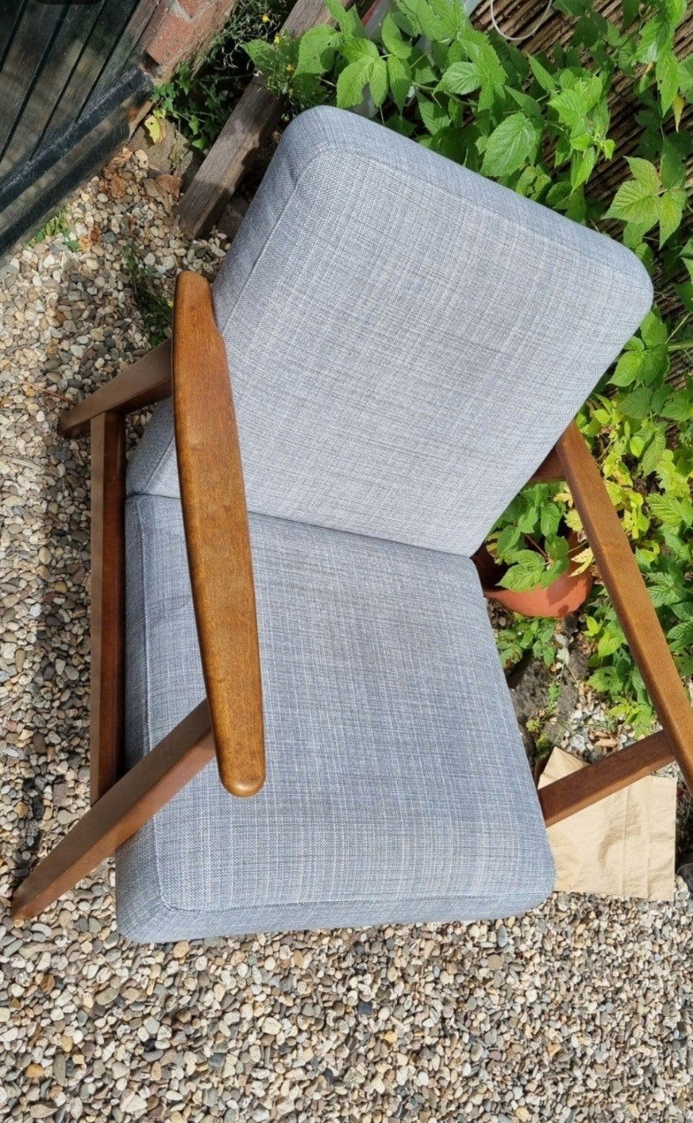 IKEA EKENÄSET Fauteuil - Tijdloos Design met Vlek, Huis en Inrichting, Fauteuils, Ophalen, Gebruikt, 75 tot 100 cm, 75 tot 100 cm