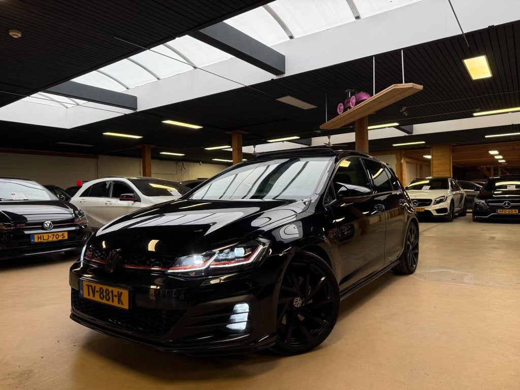 Volkswagen Golf 2.0 TSI GTI DSG Performance Pano Virtual Led, Gebruikt, Euro 6, Zwart, Bedrijf