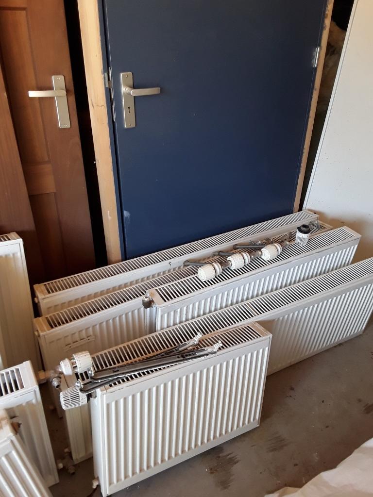 radiatoren gebruiikt, Doe-het-zelf en Verbouw, Verwarming en Radiatoren, Ophalen, 30 tot 80 cm, Gebruikt, Radiator